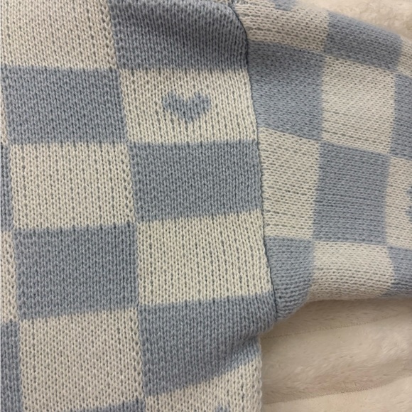 Sanrio Blue and White Checkered Cardigan Cinamonroll - Picture 6 of 8